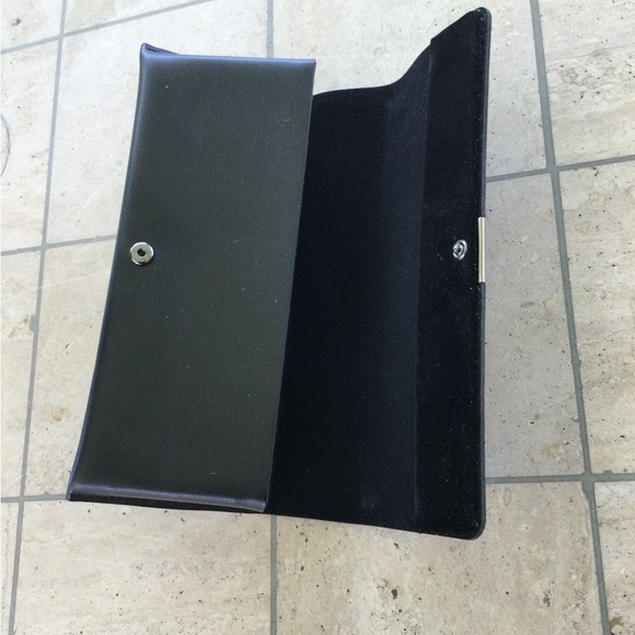 Hugo Boss semi hard case for sunglasses/eye glasses - Picture 3 of 5